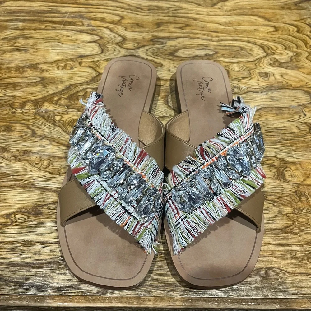 Crown Vintage blingy fabric fringe slides. Sz 9.5 - Picture 2 of 16